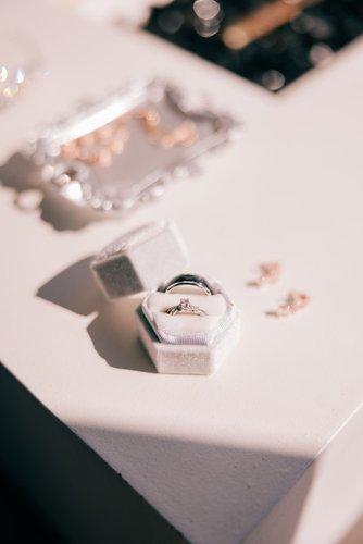mobile - carousel-hero-element image-8