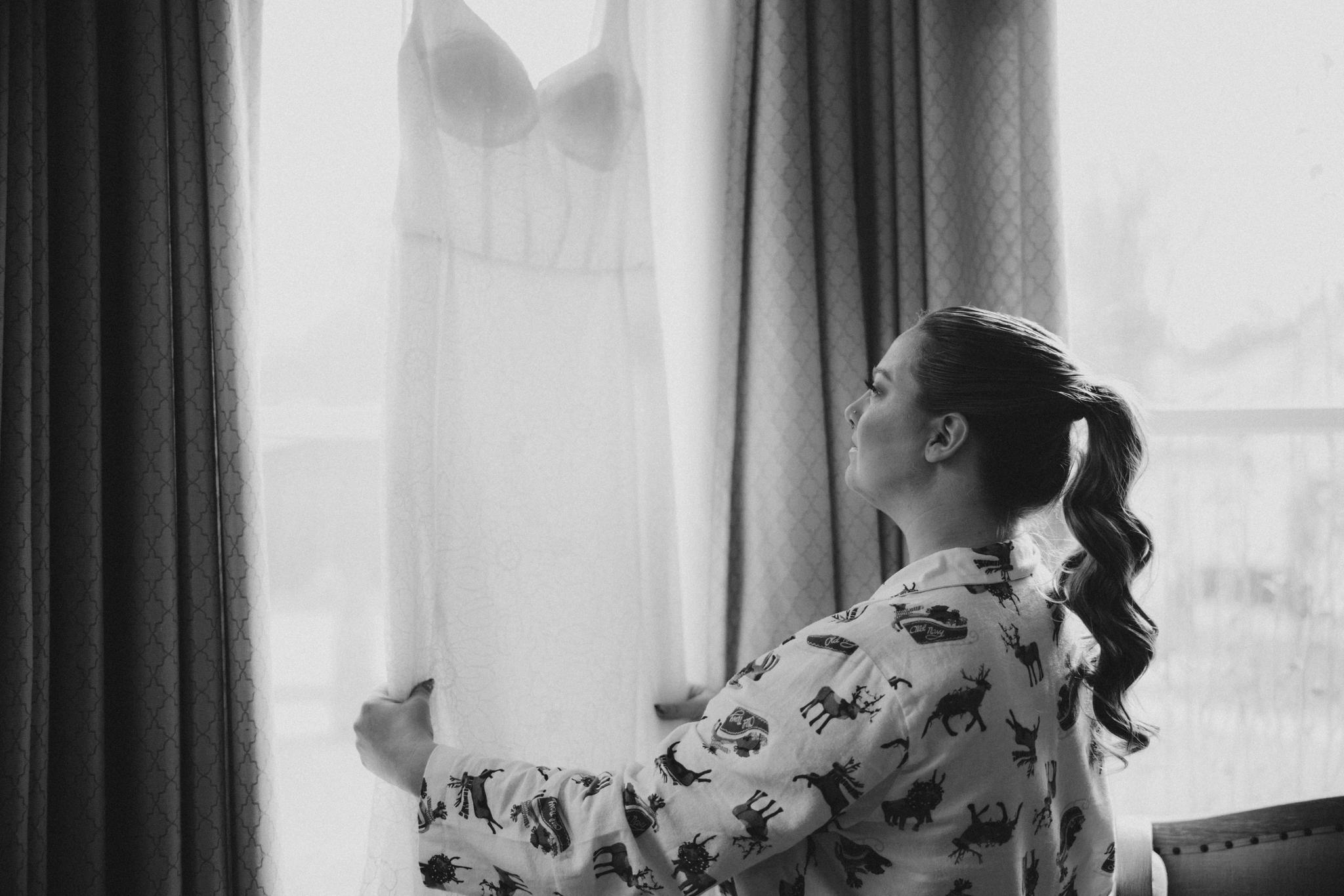 The Unrivalled Importance of Hiring a Professional Photographer for your Wedding